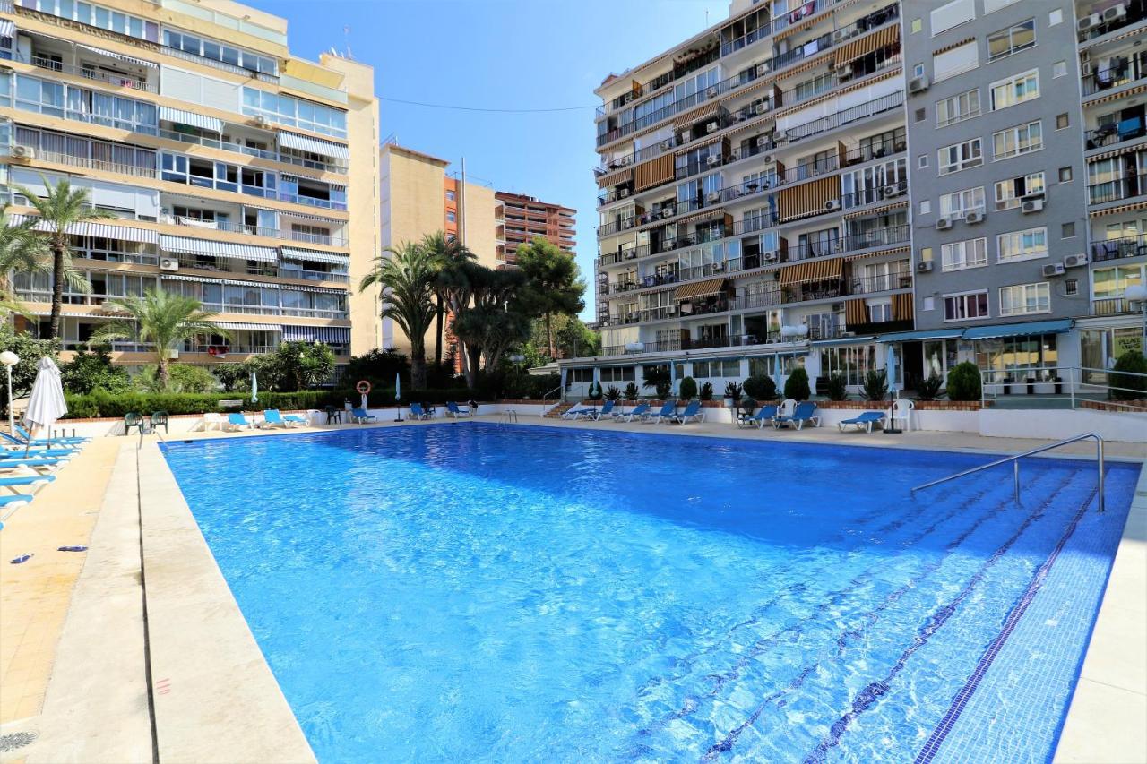 Bermudas 313 Benidorm Exterior photo